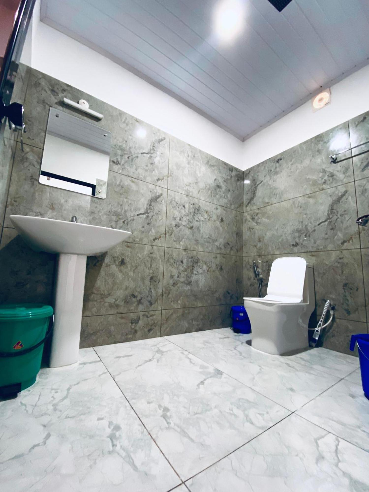 Drizzle Valley Cottage Муннар Екстер'єр фото